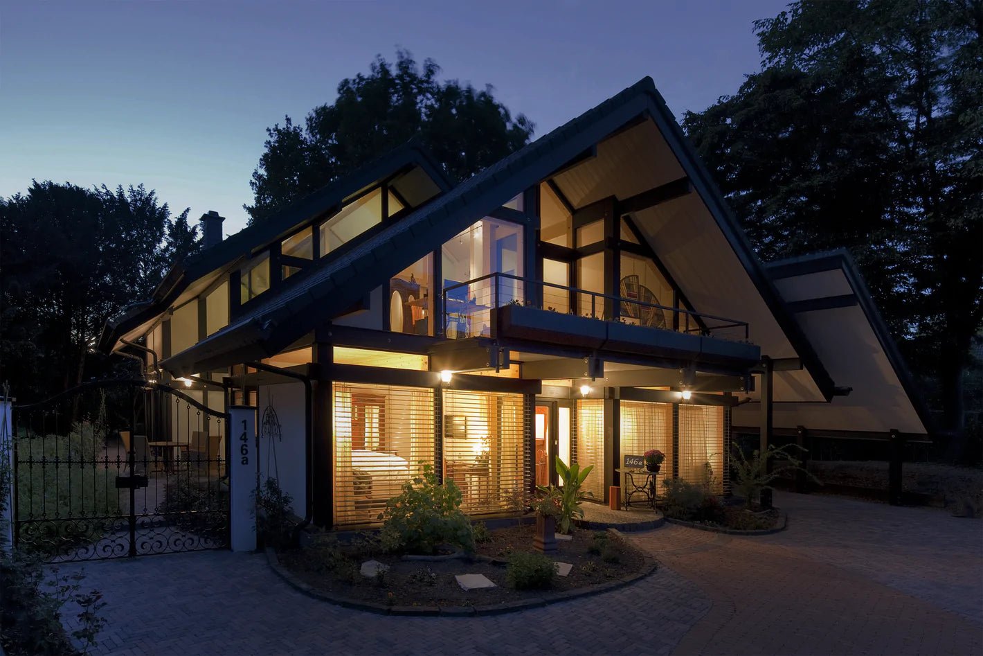 Home Backup-Solar powered generator for home, provide backup protection & can help reduce dependence on the grid-EcoPowerit