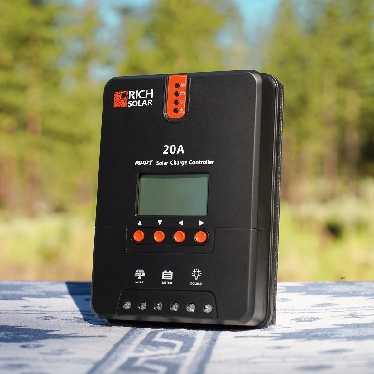 Rich Solar MPPT Solar Charge Controller