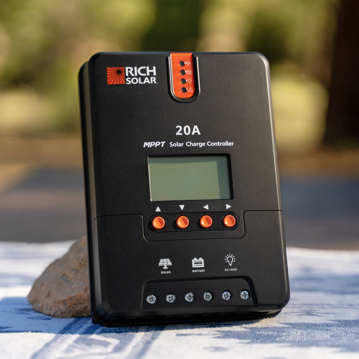 Rich Solar MPPT Solar Charge Controller