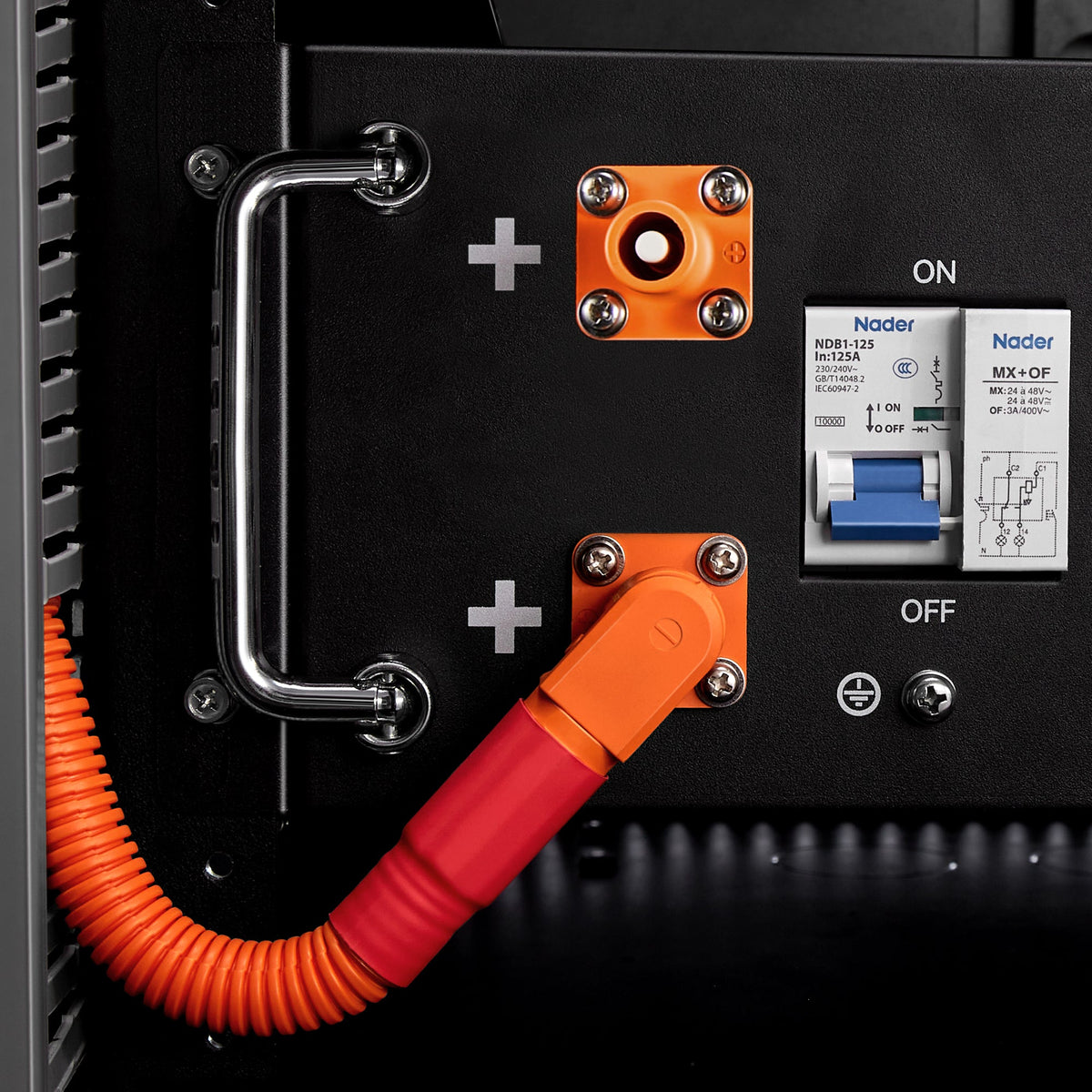 Rich SolarBattery Server Rack for ALPHA 5 PRO | 6-Slot Enclosed Battery Cabinet | Includes Wheels & 600A Bus Bar Covers | Pre-assembled
